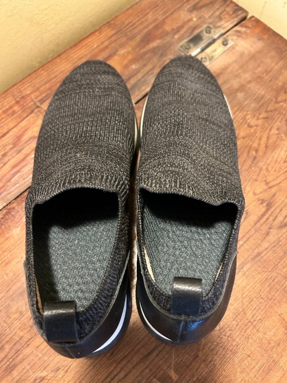 Life Stride knit slip-on shoes - black